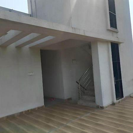 מלון אליבג Aashirwad Residency מראה חיצוני תמונה