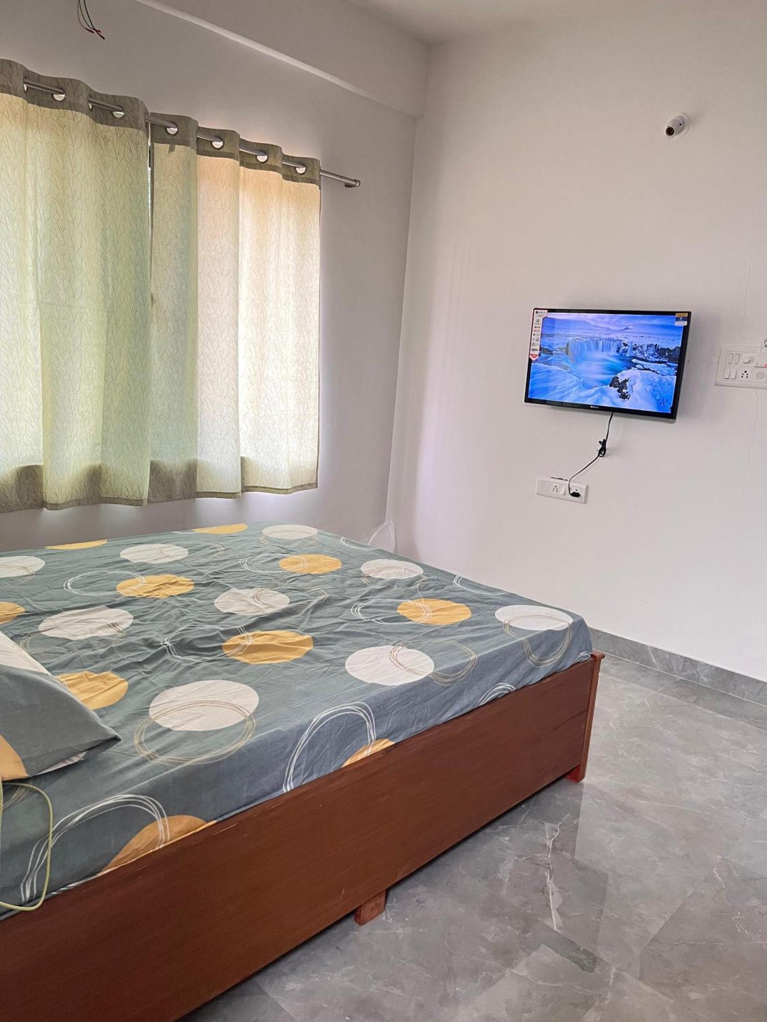 מלון אליבג Aashirwad Residency מראה חיצוני תמונה